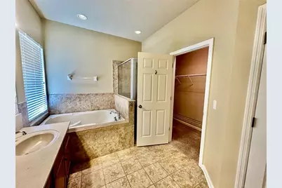 12348 Silton Peace Drive, Riverview, FL 33579 - Photo 11