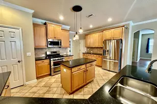 12348 Silton Peace Dr, Riverview, FL 33579 - Photo 3