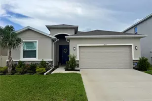7611 Odessa Ct, Brooksville, FL 34613 - Photo 3