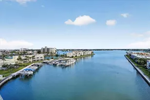 7300 Sun Island Dr S, South Pasadena, FL 33707 - Photo 45
