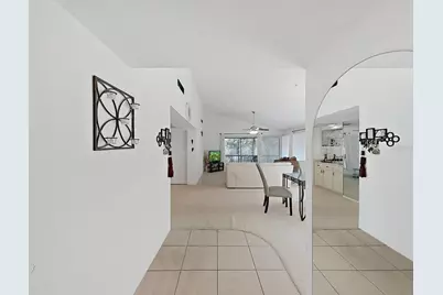 700 Starkey Road #824, Largo, FL 33771 - Photo 3