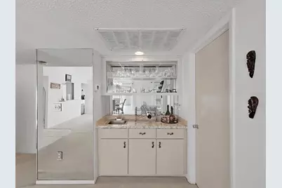 700 Starkey Road #824, Largo, FL 33771 - Photo 9