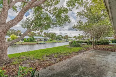 11255 W Bayshore #81, Crystal River, FL 34423 - Photo 5
