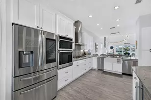 141 Bayside Dr, Clearwater, FL 33767 - Photo 13