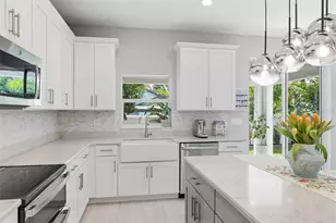 2422 W Carmen St, Tampa, FL 33609 - Photo 15