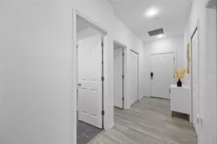 642 Wells Ct, Clearwater, FL 33756 - Photo 7