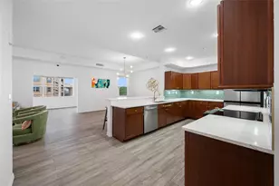 642 Wells Ct, Clearwater, FL 33756 - Photo 9