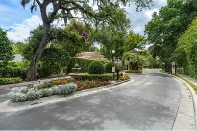 1921 Floresta View Drive, Tampa, FL 33618 - Photo 81