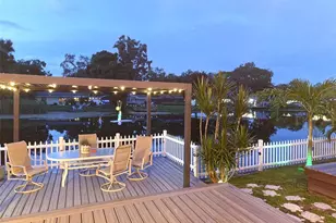 10861 Clara Ln, Saint Petersburg, FL 33708 - Photo 19