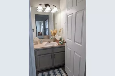 812 37th Avenue S, Saint Petersburg, FL 33705 - Photo 11