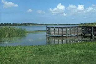 812 37th Ave S, Saint Petersburg, FL 33705 - Photo 17