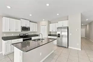 12903 Wildflower Meadow Dr, Riverview, FL 33579 - Photo 9