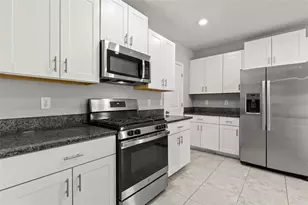 5061 White Chicory Dr, Apollo Beach, FL 33572 - Photo 9
