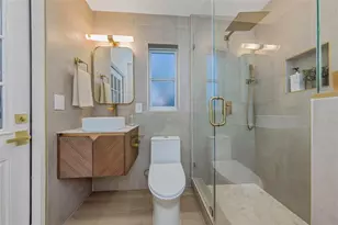 8209 134th St, Seminole, FL 33776 - Photo 17
