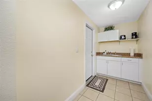 8339 Drycreek Dr, Tampa, FL 33615 - Photo 25