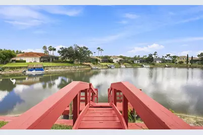 10801 Barbados Isle Drive, Tampa, FL 33647 - Photo 17
