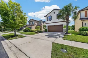1521 Custer Bayou St, Ruskin, FL 33570 - Photo 7