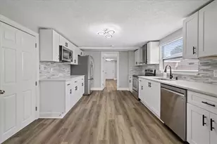 4053 31st St N, Saint Petersburg, FL 33714 - Photo 21