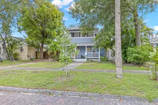 2010 Dartmouth Ave N, Saint Petersburg, FL 33713 - Photo 3