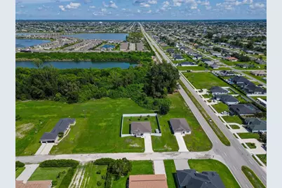 805 Whispering Pines Road, Cape Coral, FL 33993 - Photo 53