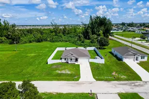805 Whispering Pines Rd, Cape Coral, FL 33993 - Photo 55