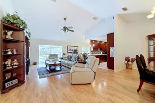 18815 Carr Dr, Lutz, FL 33559 - Photo 3