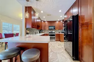 18815 Carr Dr, Lutz, FL 33559 - Photo 9