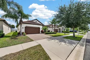 16836 Whisper Elm St, Wimauma, FL 33598 - Photo 51