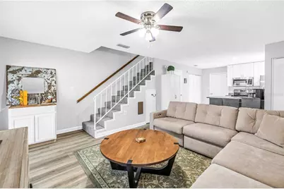 6240 Oak Cluster Circle, Tampa, FL 33634 - Photo 5