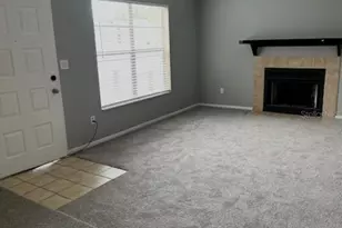 4021 Tumble Wood Trl, Tampa, FL 33613 - Photo 5