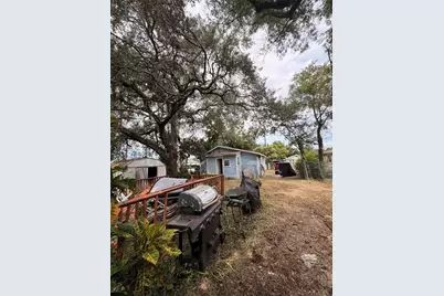 2907 E Lake Avenue, Tampa, FL 33610 - Photo 19