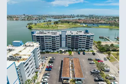 450 Treasure Island Causeway #201, Treasure Island, FL 33706 - Photo 23