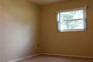 10749 Fallen Leaf Ln, Port Richey, FL 34668 - Photo 17