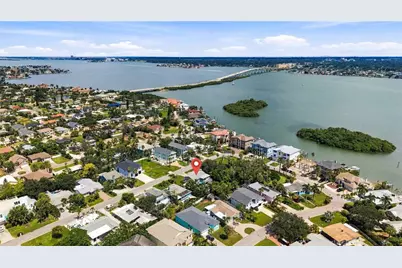 112 6th Street, Belleair Beach, FL 33786 - Photo 39