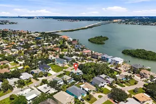 112 6th St, Belleair Beach, FL 33786 - Photo 39