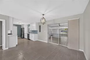 4511 S Gaines Rd, Tampa, FL 33611 - Photo 15