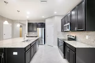 5028 Inshore Landing Dr, Apollo Beach, FL 33572 - Photo 13