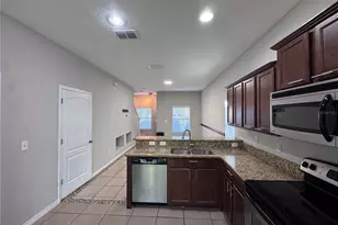 8523 Brushleaf Way, Tampa, FL 33647 - Photo 7
