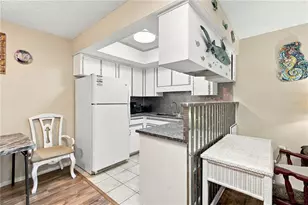 4359 Tahitian Gardens Cir, Holiday, FL 34691 - Photo 11