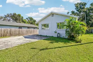 6565 Wayne St, Saint Petersburg, FL 33702 - Photo 3