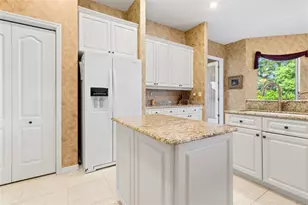 9453 Savannah Ct, Weeki Wachee, FL 34613 - Photo 23