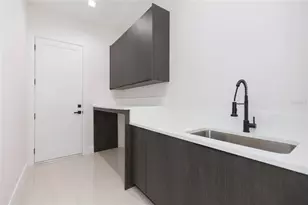 7205 N Lois Ave, Tampa, FL 33614 - Photo 45