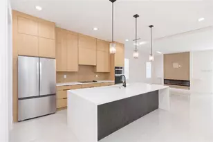 7205 N Lois Ave, Tampa, FL 33614 - Photo 11