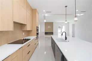 7205 N Lois Ave, Tampa, FL 33614 - Photo 15