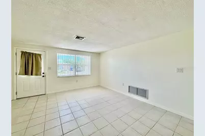 3131 Roxbury Drive, Holiday, FL 34691 - Photo 7