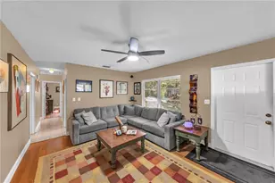 1104 E Lambright St, Tampa, FL 33604 - Photo 7