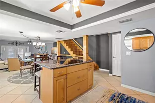255 Capri Cir N, Treasure Island, FL 33706 - Photo 13