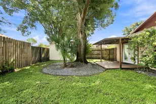 4607 Cloverlawn Dr, Tampa, FL 33624 - Photo 29