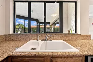 4607 Cloverlawn Dr, Tampa, FL 33624 - Photo 11