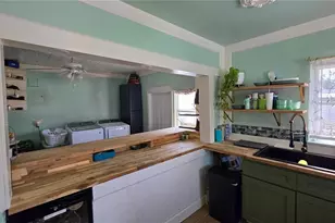 1702 26th St W, Bradenton, FL 34205 - Photo 13